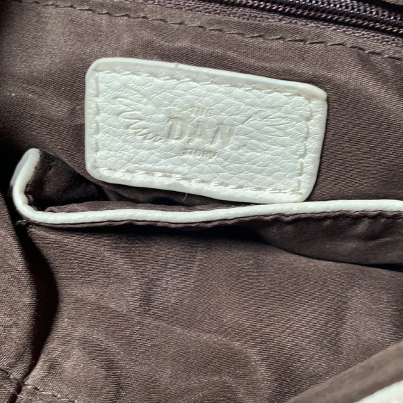 Authentic Dan Story Designer quilted purse. GUC. - Picture 12 of 13